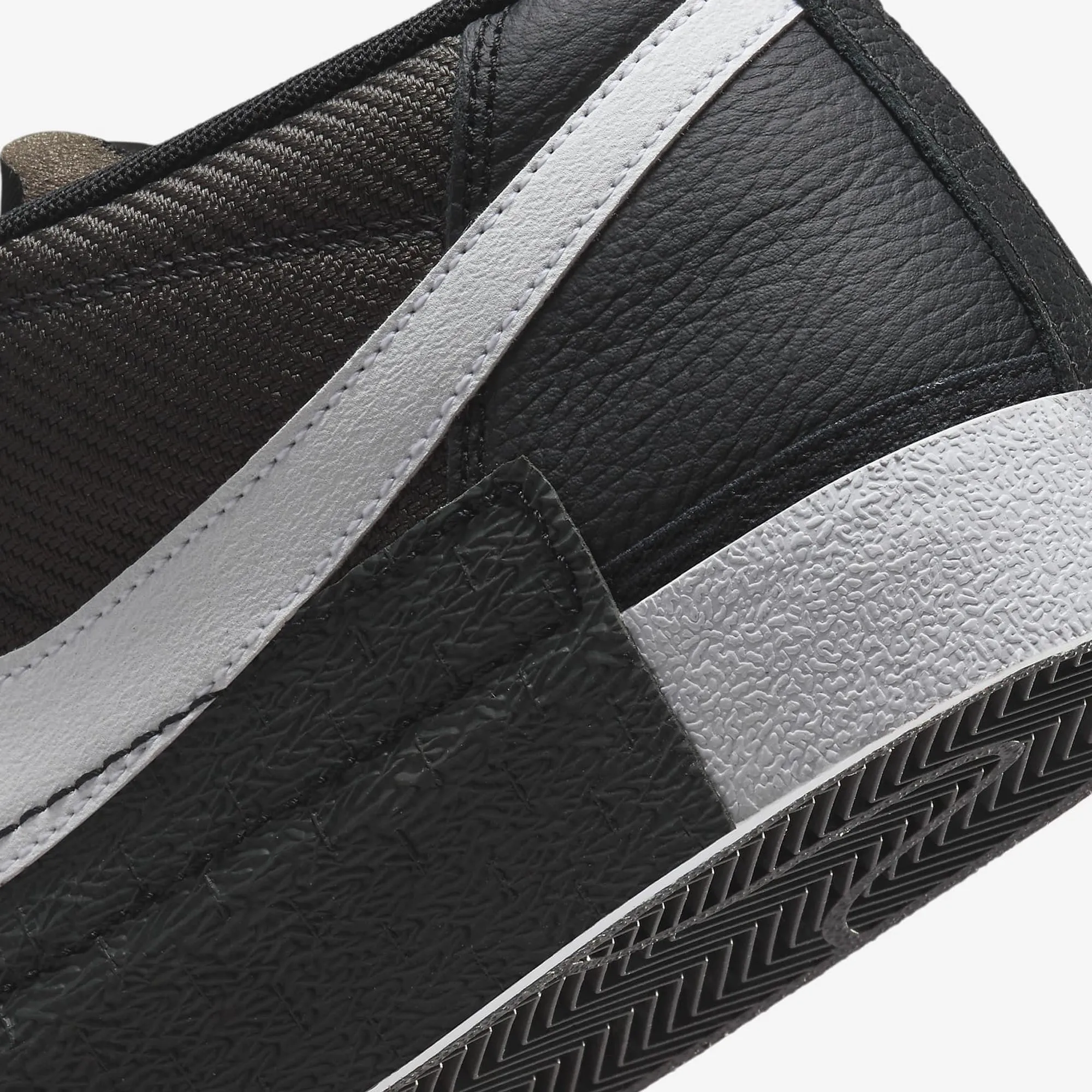 BLAZER LOW PRO CLUB 'BLACK/WHITE-ANTHRACITE'