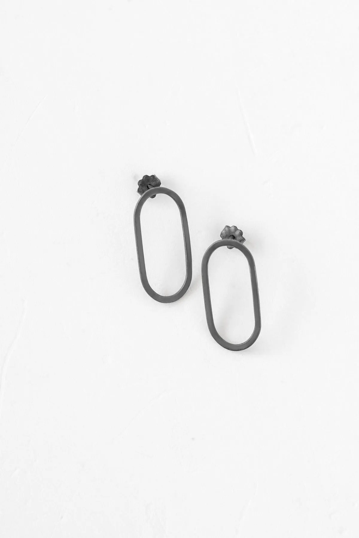 Ellipse Single Studs