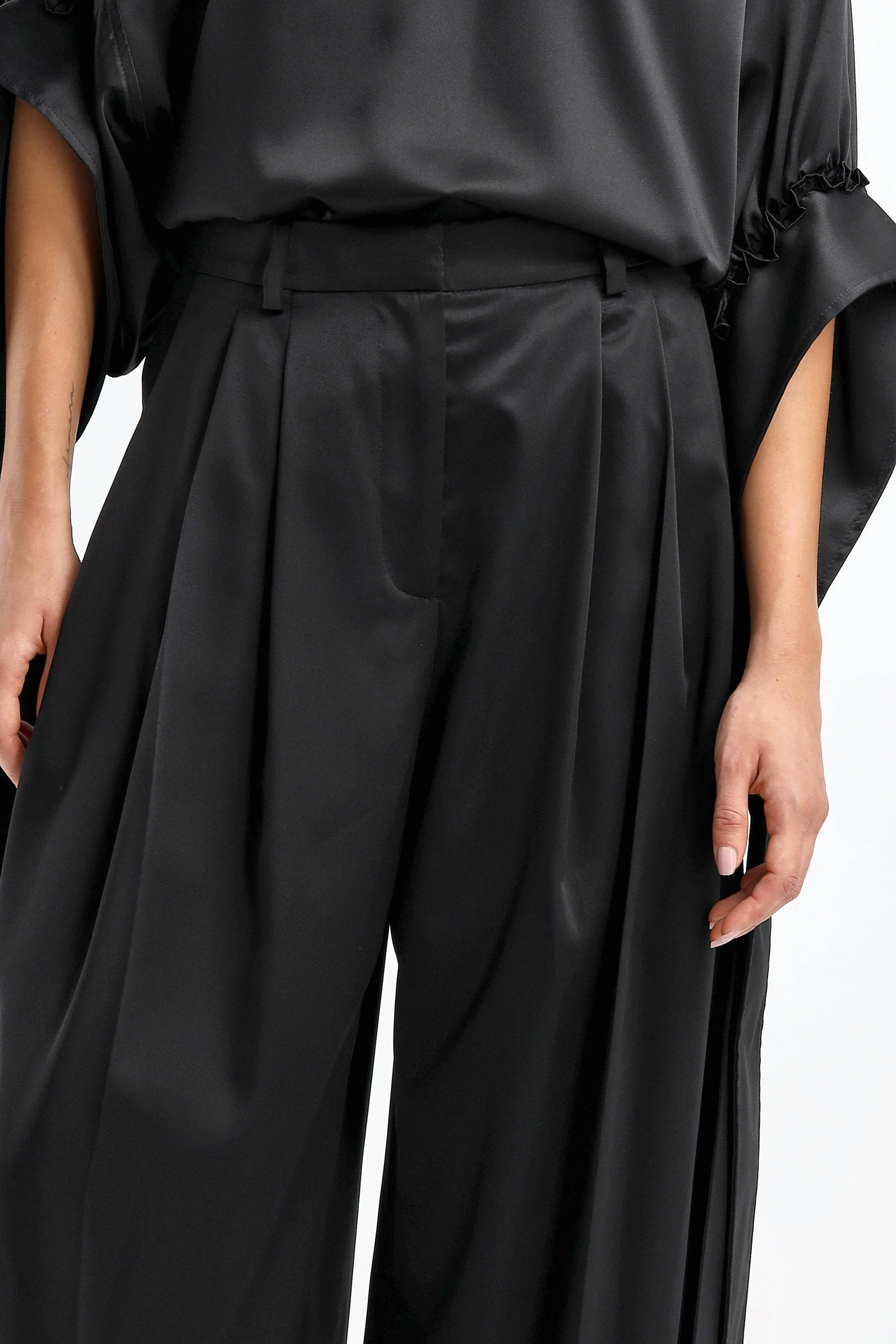 Hose Wide Leg in Schwarz