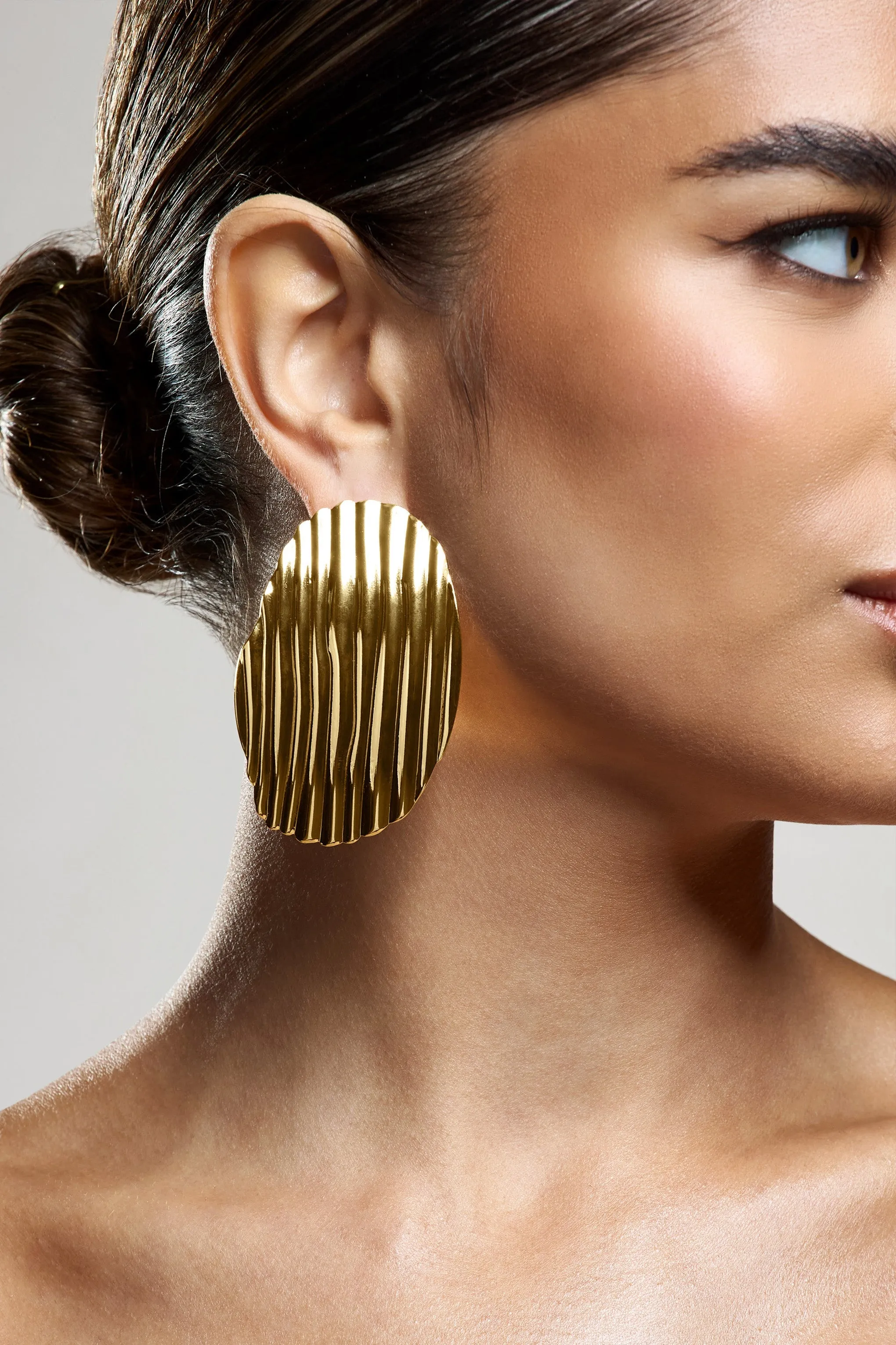 Sarla | Gold Textured Ribbed Statement Oval Earrings